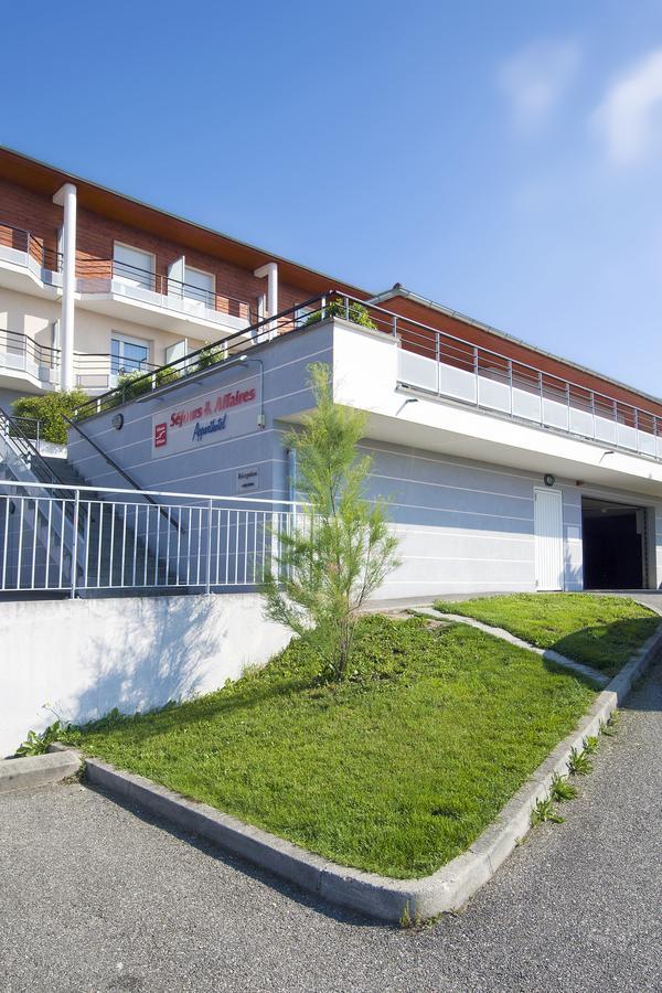 Sejours & Affaires Geneve Gex Les Rives Du Leman Aparthotel Exterior foto